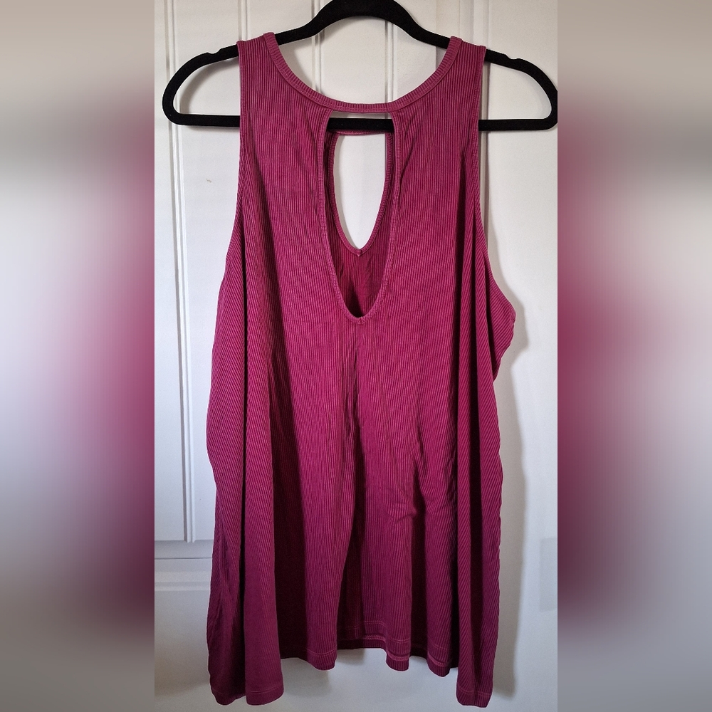 Torrid Keyhole Back Tank Top - Deep Pink - Picture 5 of 8